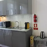 Apartment Flores *